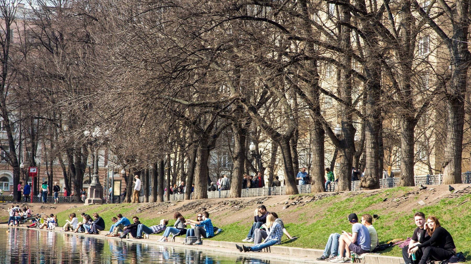 Бульвар в центре Москвы